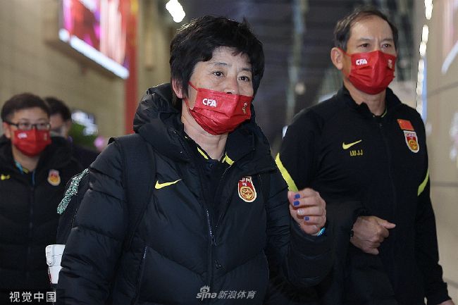 影片取材于平易近间传说故事，集玄幻、诙谐、恋爱于一体，新颖感实足。首要讲述了斗极星宿年夜神“天蓬”因犯天条被贬下界，受四十七重劫，九十九重难。天界赐赉其‘好事簿’，让其游历人世，度化苍生的故事。天蓬元帅（王煜凯饰）勇敢盖世法力无边，管辖八十万水军，挥举‘九齿钉耙’与恶兽穷奇年夜战三天三夜 ，终将穷奇击败，年夜获全胜，但一场胜仗使得天蓬元帅肆意妄为没法无天，酒醉拱倒玉帝斗牛宫，玉帝年夜怒将天蓬元帅逐出天庭，贬落尘寰。天蓬元帅落进尘寰假名卞庄，一路修行积功、结爱高翠兰（孟展伊饰）并与穷奇告终百年恩仇后终明作甚情爱、作甚年夜义、并完成自我救赎的故事。片中除天蓬与高翠兰的“欢乐冤家”式的爱情外，高非凡（林枫烨饰）与鹩哥（赵琳饰）的豪情线也是一年夜看点。